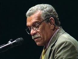 Derek Walcott ˡֶ